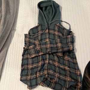 American eagle hooded flannel